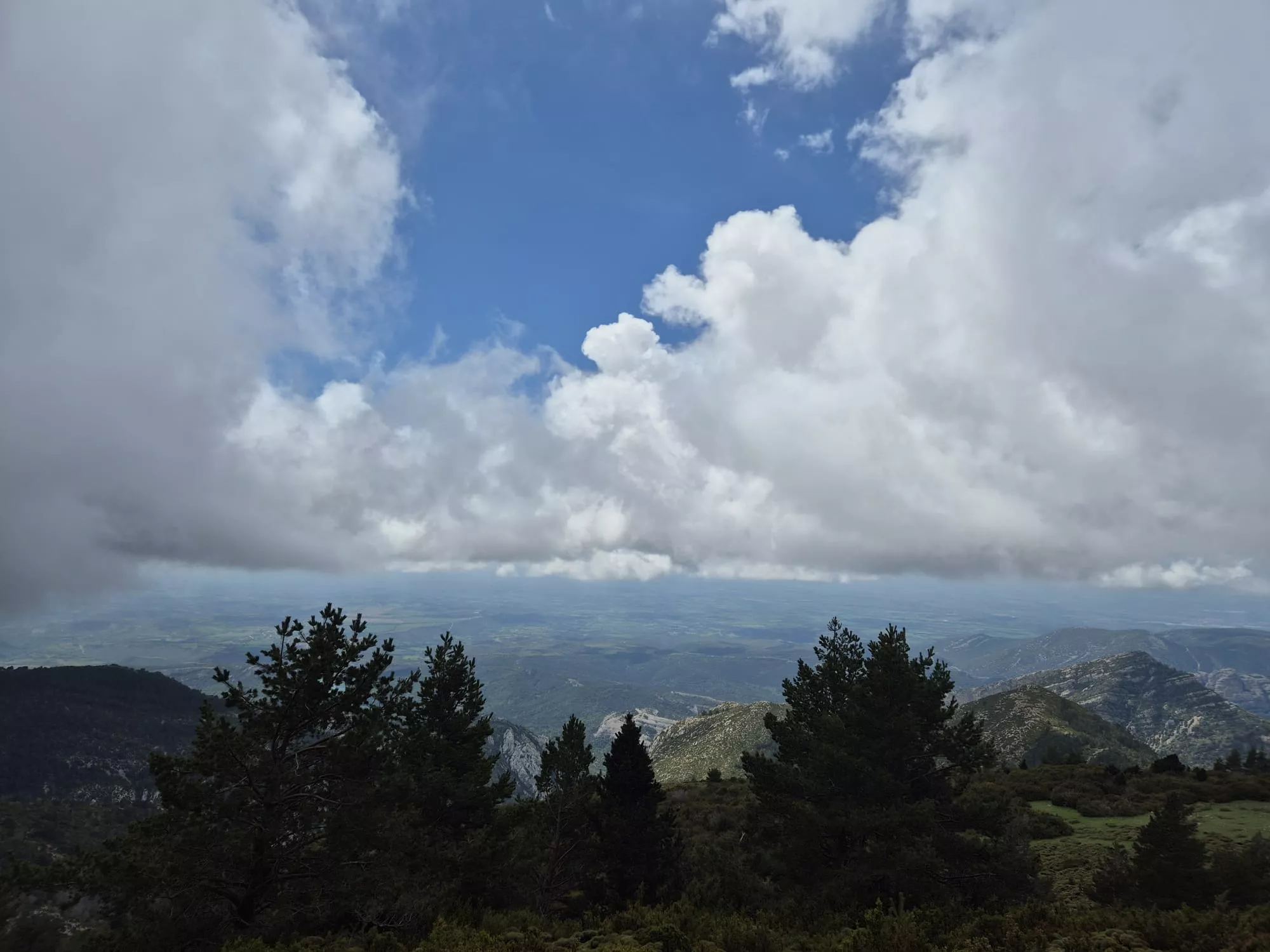 Reto de la cima del Tozal de Guara de los Javieres. Foto Juanlu Herrero