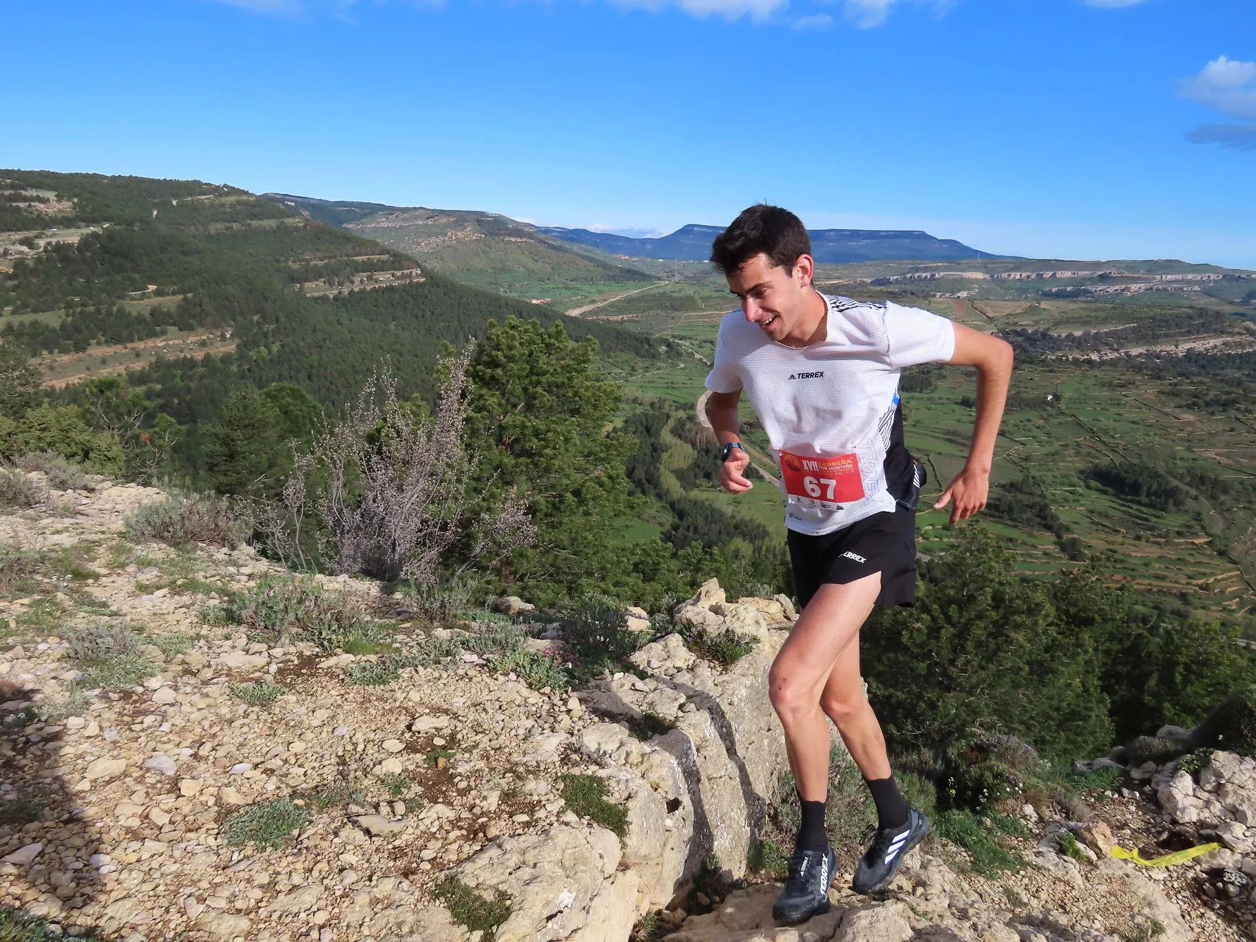 Álvaro Osanz en carrera. Foto: Ramón Ferrer