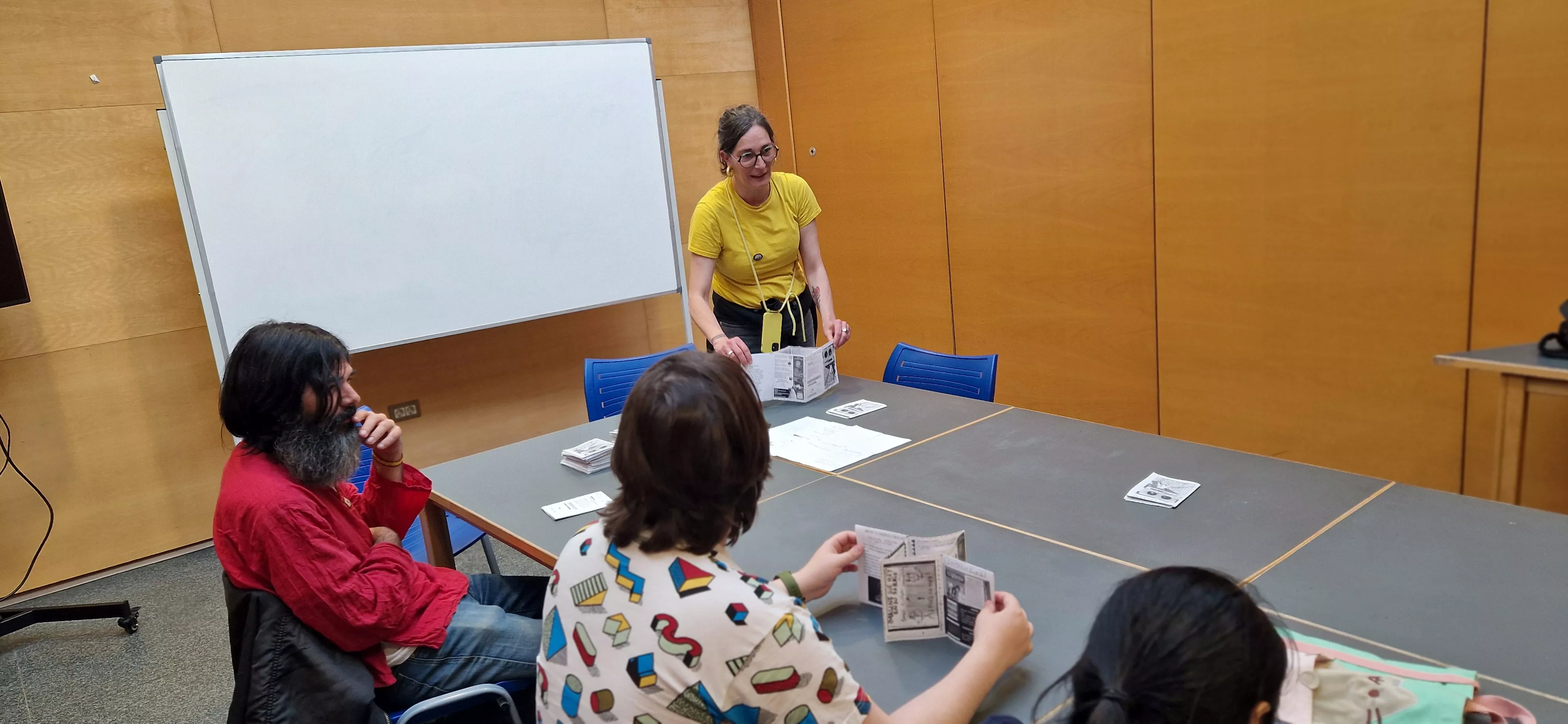 Presentación de Socorro! Fanzine en el 3º Barriofest. Foto Myriam Martínez