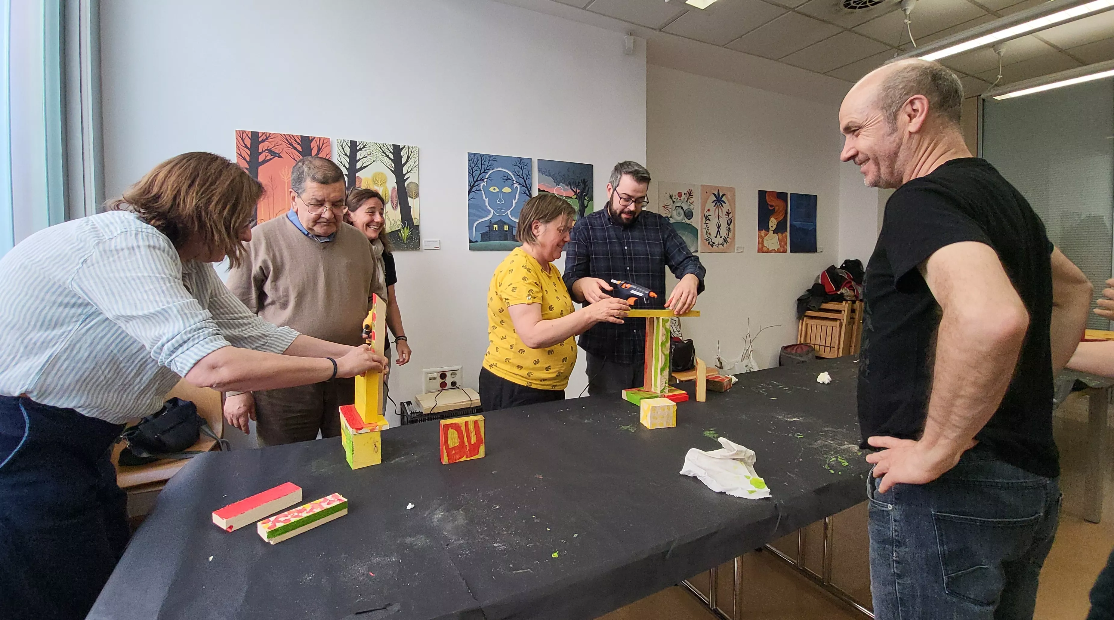 Taller de Isidro Ferrer en Diversario. Foto Mercedes Manterola