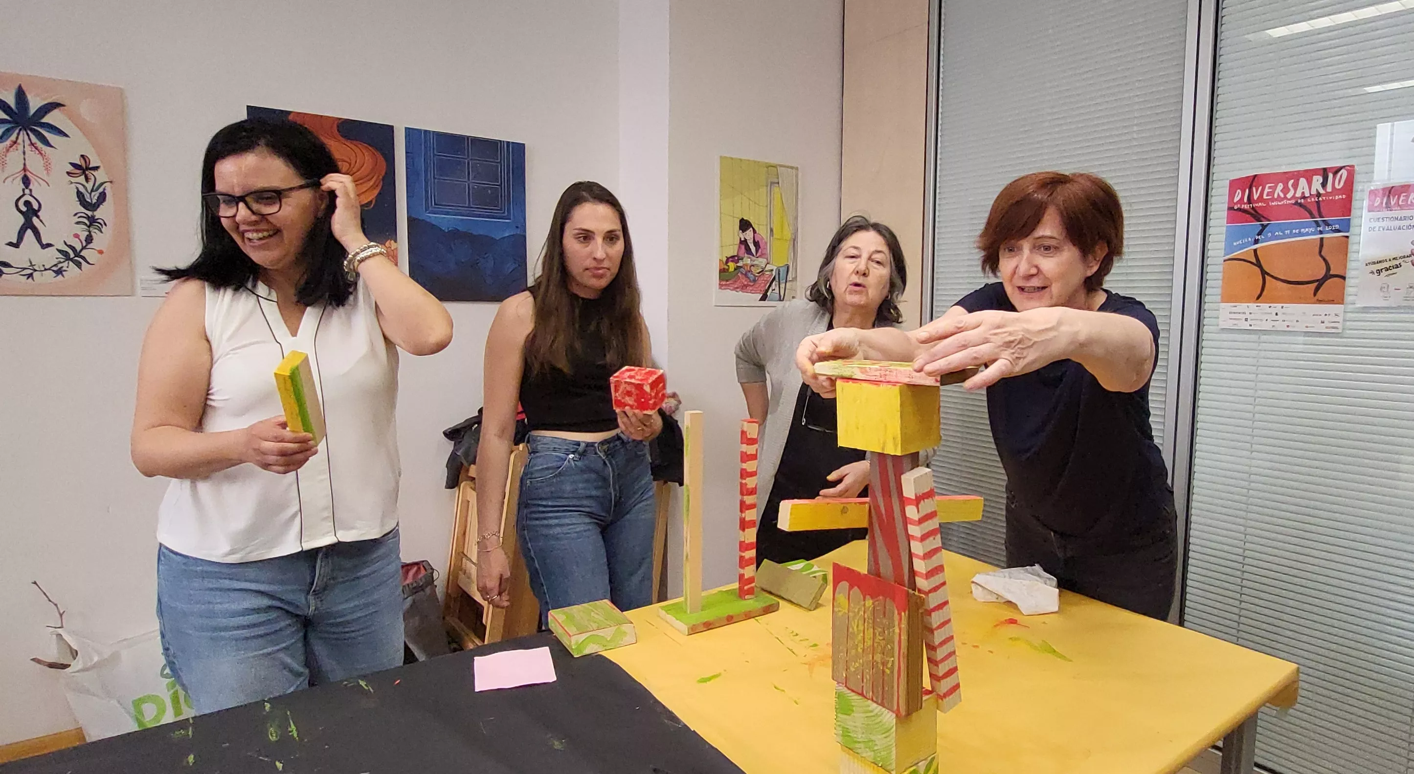 Taller de Isidro Ferrer en Diversario. Foto Mercedes Manterola