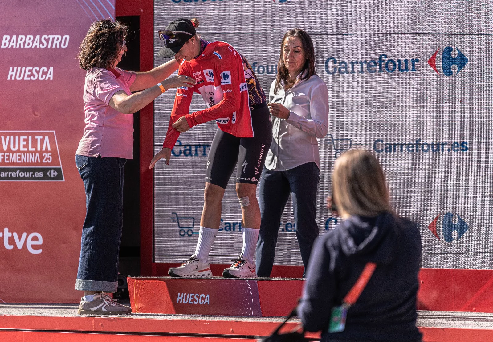 La Vuelta Femenina, en Huesca. Foto: José Antonio Terrón