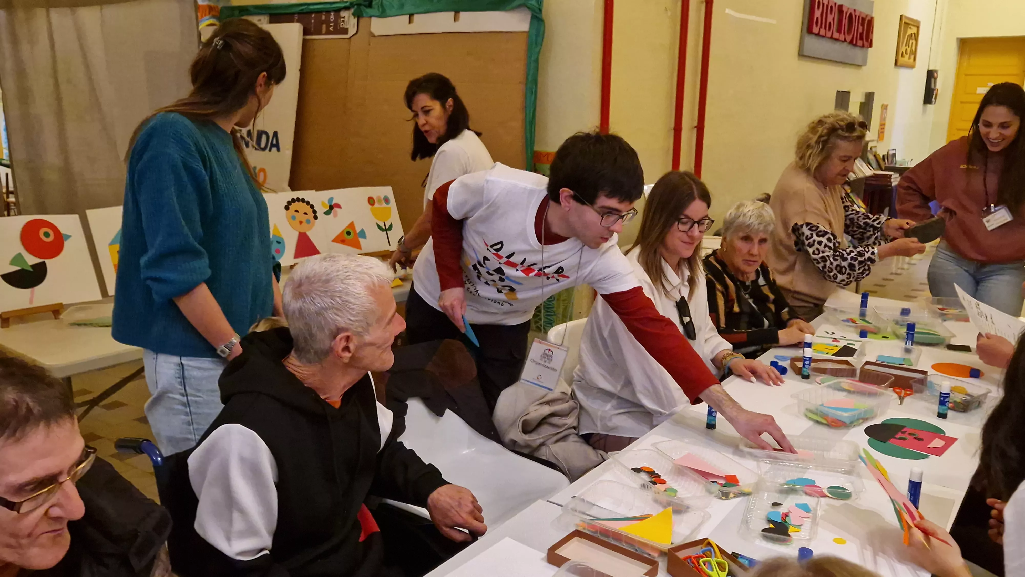 Mural colaborativo de Diversario y Vicky de Sus. Foto Myriam Martínez