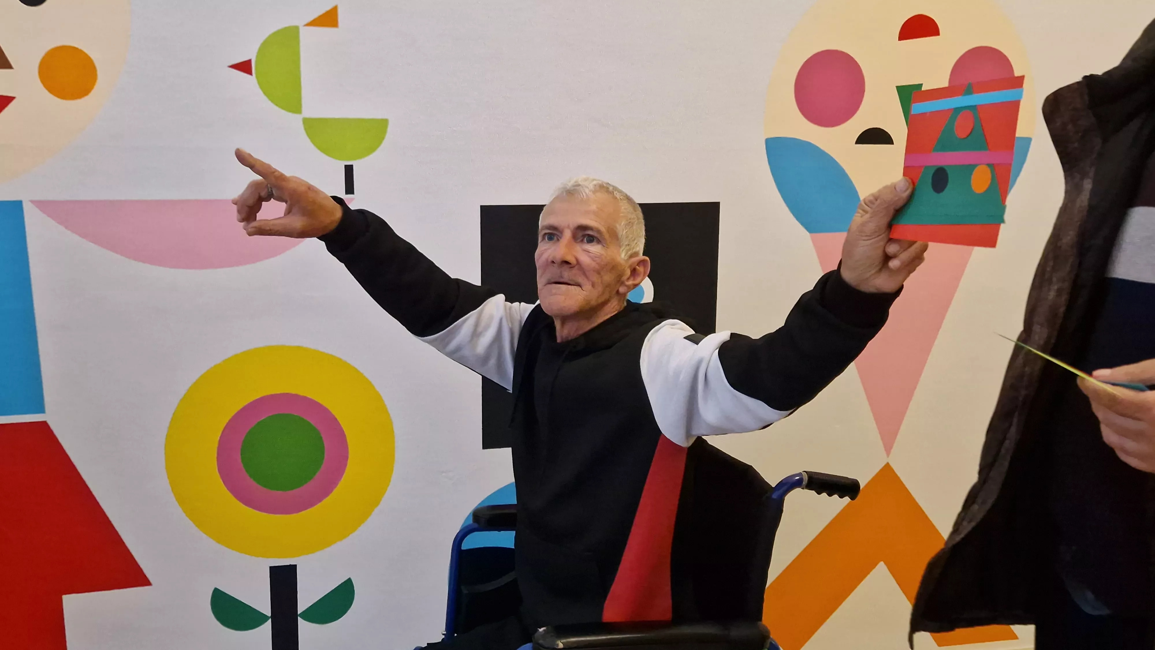 Mural colaborativo de Diversario y Vicky de Sus. Foto Myriam Martínez Mural colaborativo de Diversario y Vicky de Sus. Foto Myriam Martínez