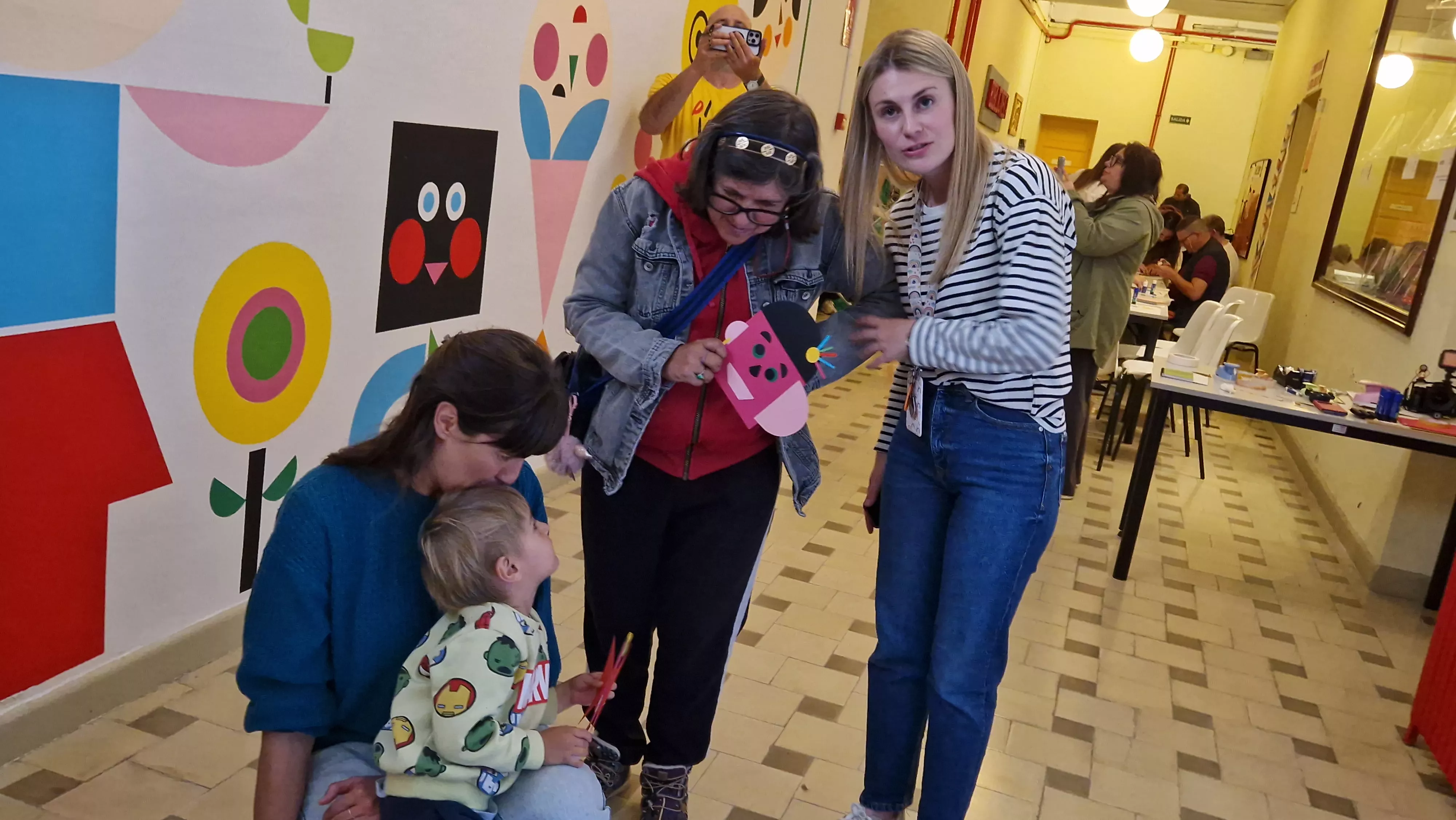 Mural colaborativo de Diversario y Vicky de Sus. Foto Myriam Martínez