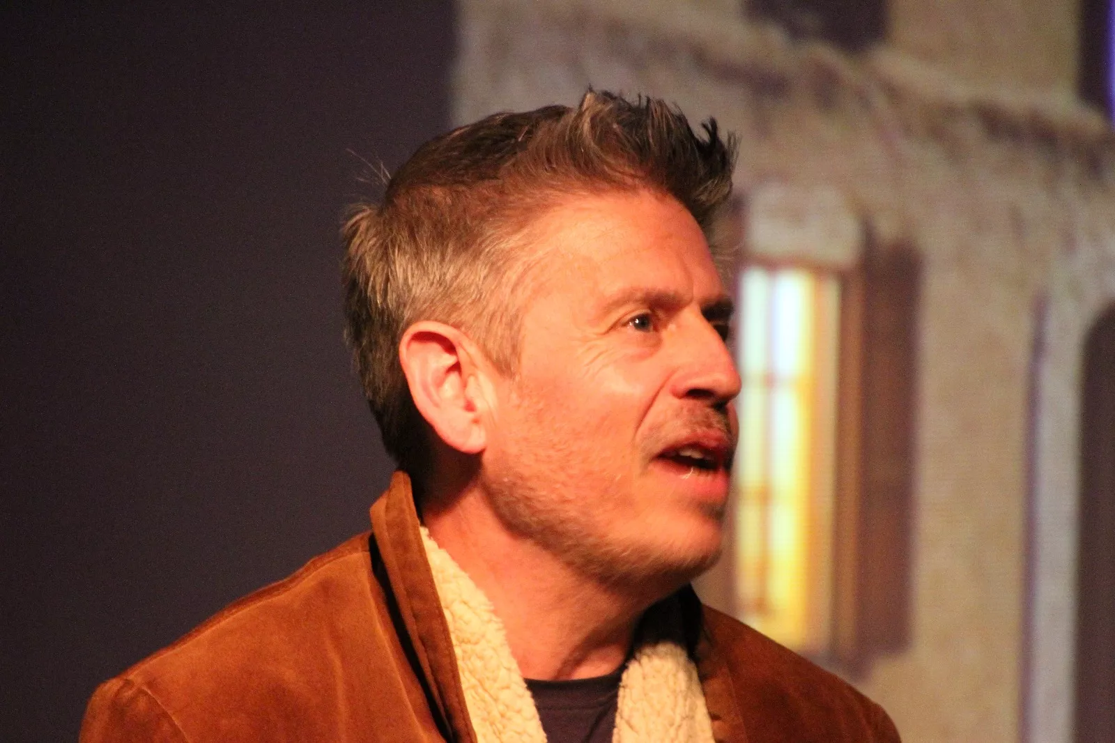 Actuación del grupo universitario En Obras de “Retales y remiendos”. Foto Carlos Neofato