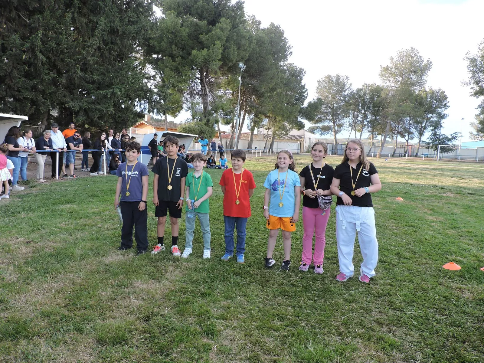 Niños y niñas de 6 a 9 años