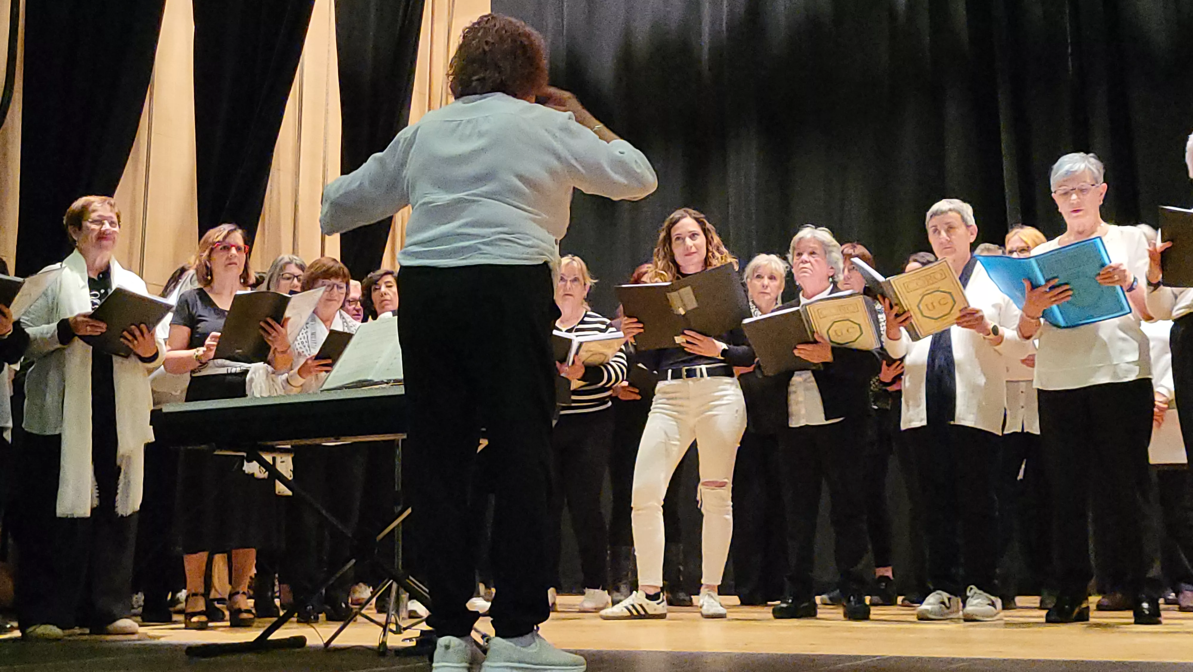 Encuentro coral de Barriofest 2025. Foto Mercedes Manterola