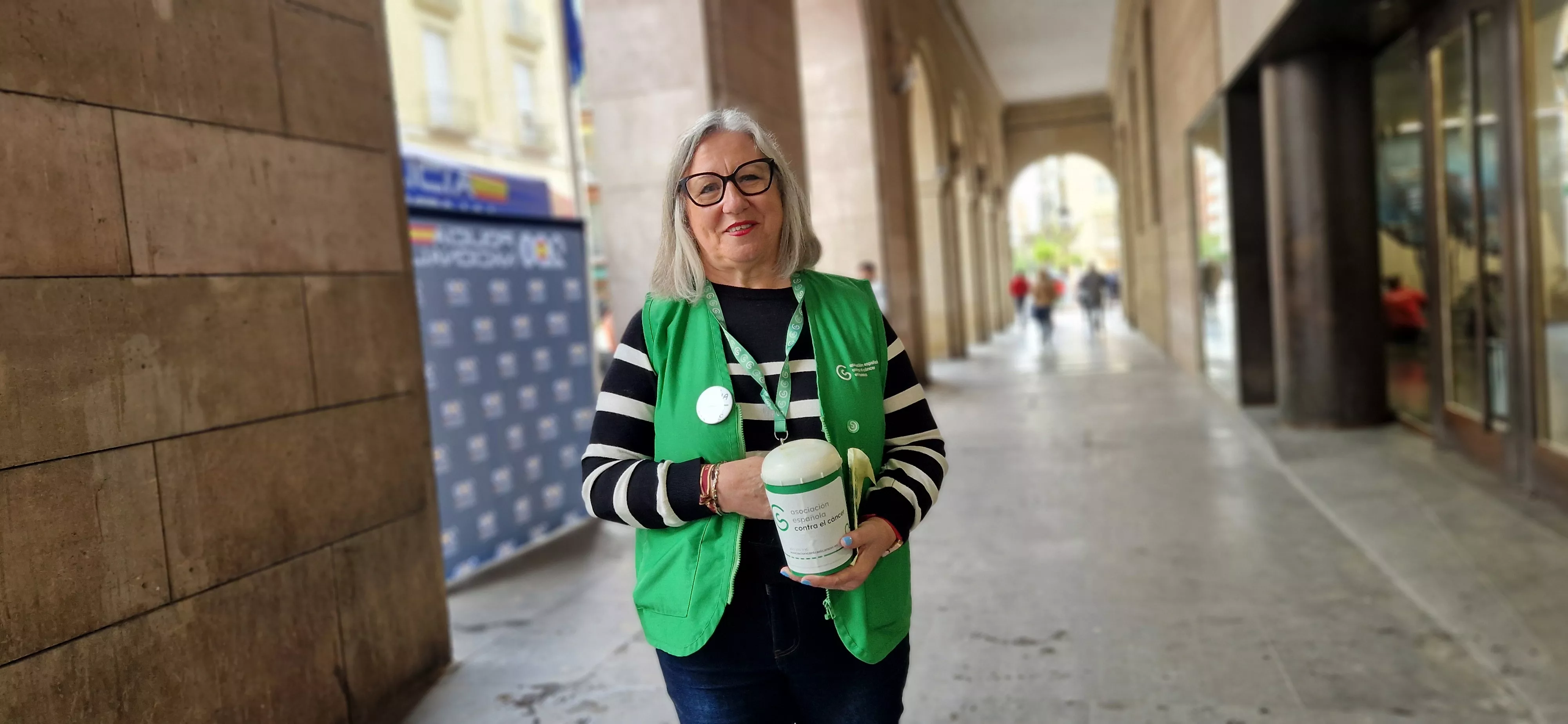 Cuestación de la Asociación Contra el Cáncer en Huesca. Foto Myriam Martínez