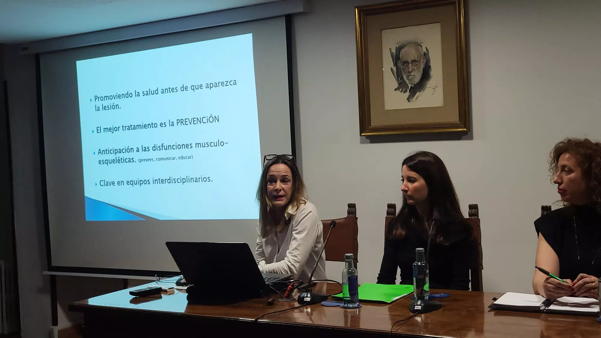  Primera sesión de las Jornadas Profesionales del Colegio de Médicos