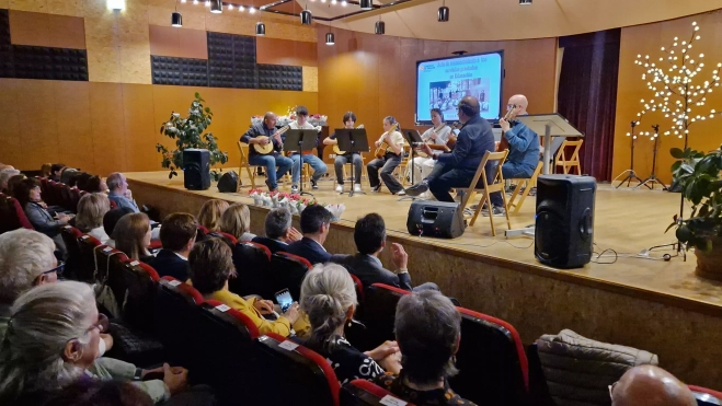 Homenaje a 81 maestros jubilados de la provincia de Huesca. Foto Myriam Martínez Homenaje a 81 maestros jubilados de la provincia de Huesca. Foto Myriam Martínez