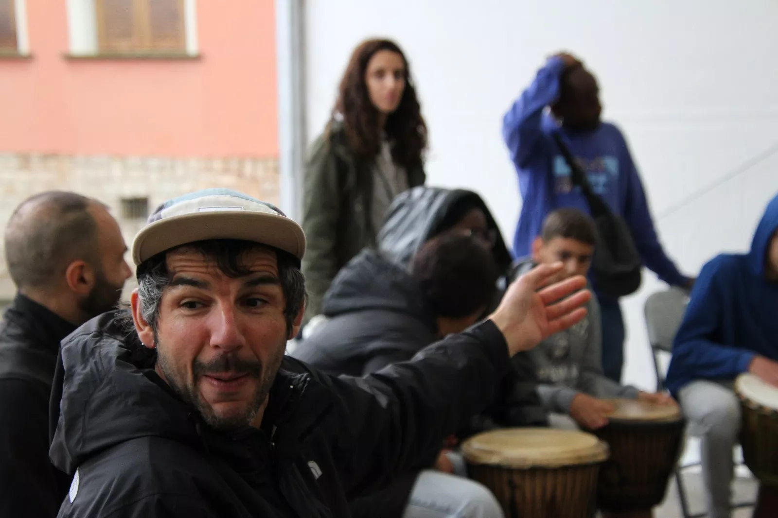 Sonidos africanos en Barriofest 2025. Foto Carlos Neofato