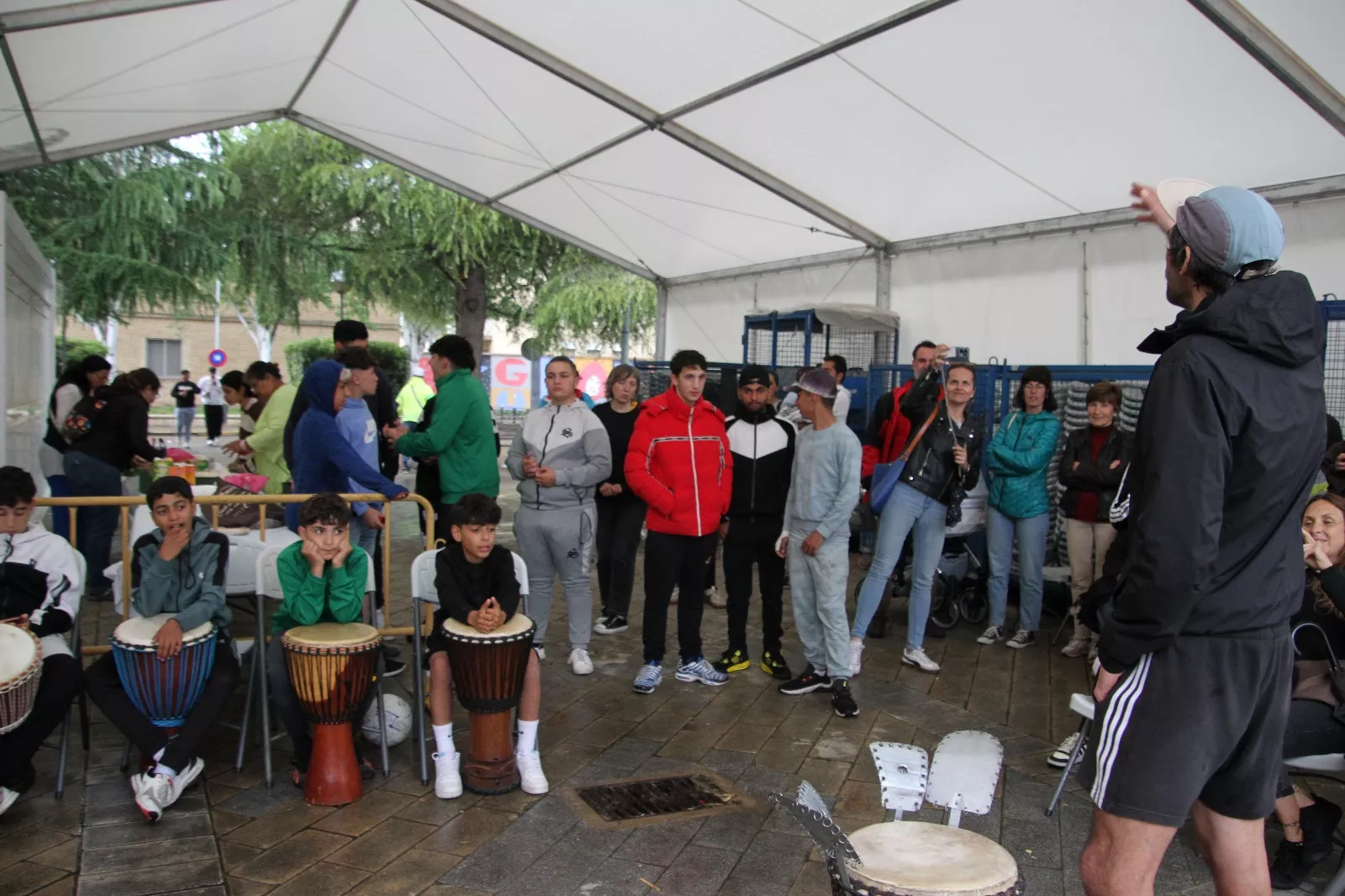 Sonidos africanos en Barriofest 2025. Foto Carlos Neofato