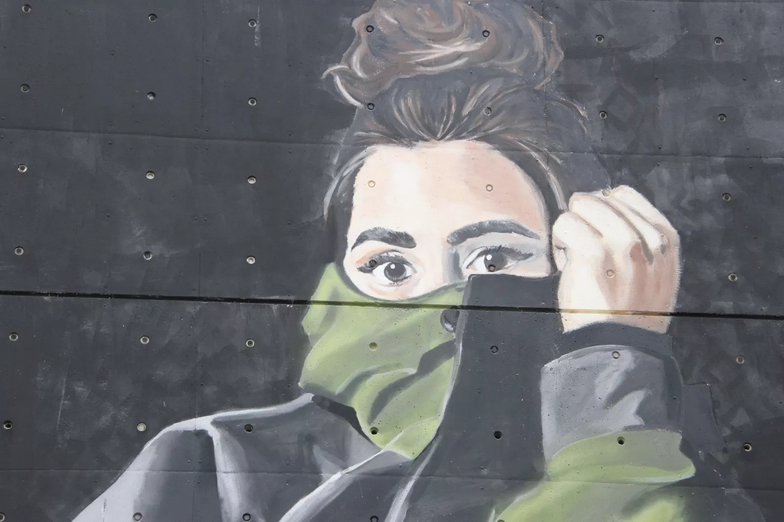 Visita a los murales del Barrio del Perpetuo Socorro en Barriofest 2025. Foto Carlos Neofato