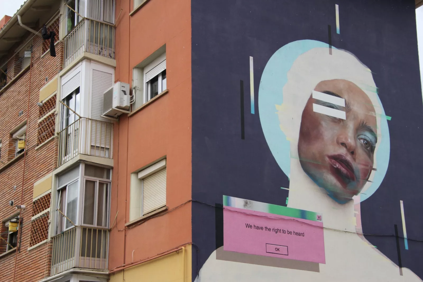 Visita a los murales del Barrio del Perpetuo Socorro en Barriofest 2025. Foto Carlos Neofato