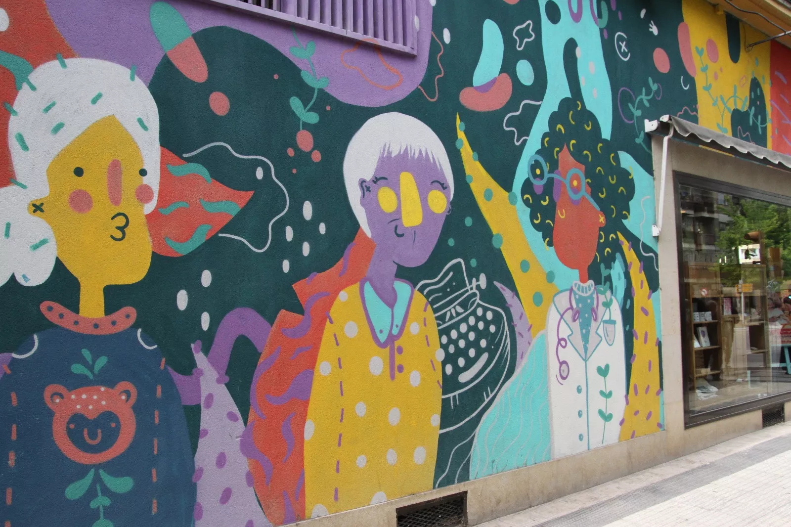 Visita a los murales del Barrio del Perpetuo Socorro en Barriofest 2025. Foto Carlos Neofato