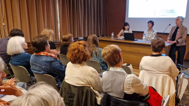Laura Torrijos-Bescós e Isabel Peña han protagonizado una interesante y amena charla. Foto Myriam Martínez Laura Torrijos-Bescós e Isabel Peña han protagonizado una interesante y amena charla. Foto Myriam Martínez