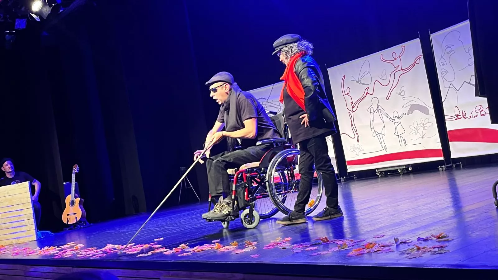 Representación de 'Prismas' de Habana Teatro y Josan Rodríguez. Foto Mercedes Manterola