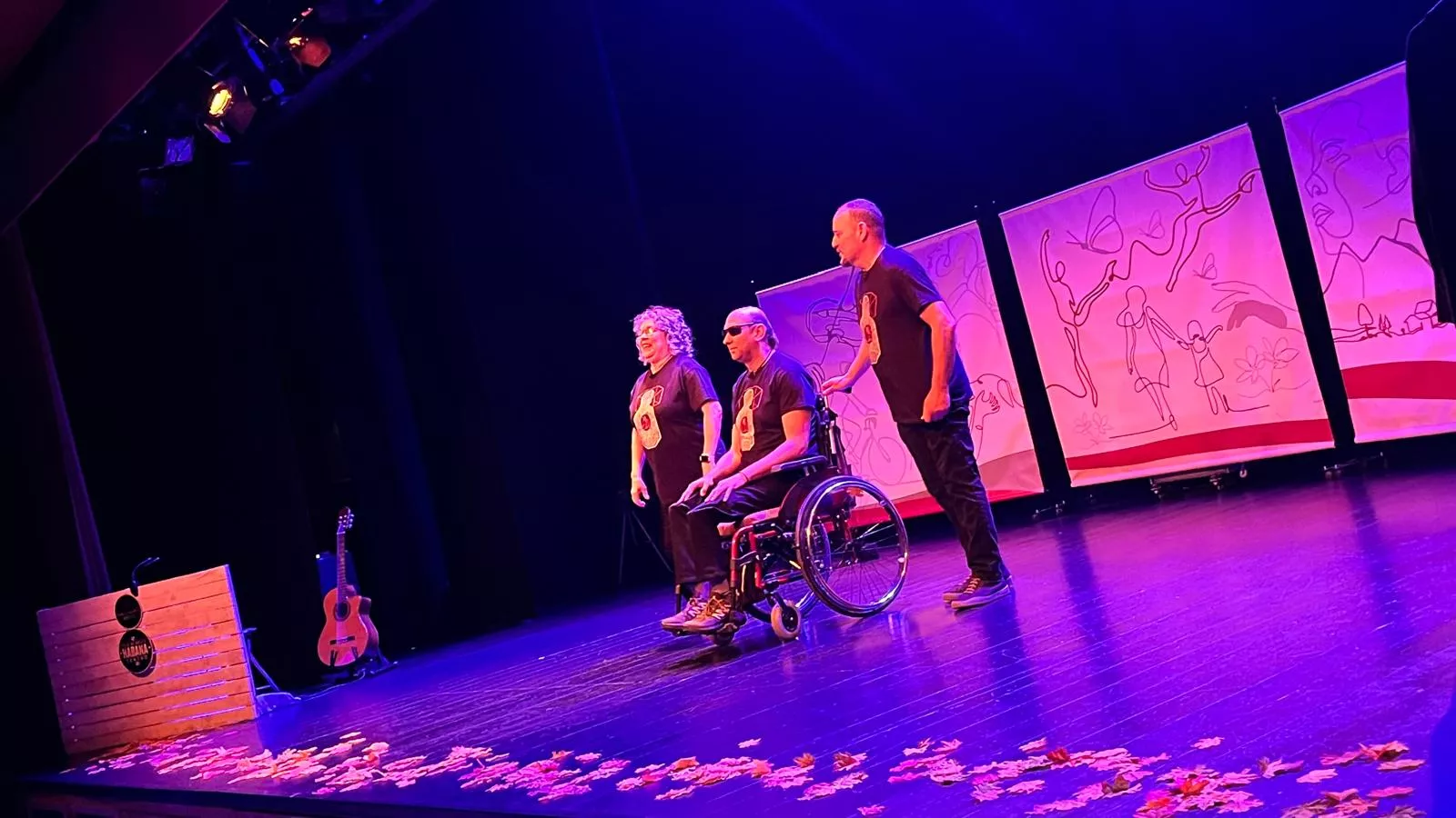 Representación de 'Prismas' de Habana Teatro y Josan Rodríguez. Foto Mercedes Manterola