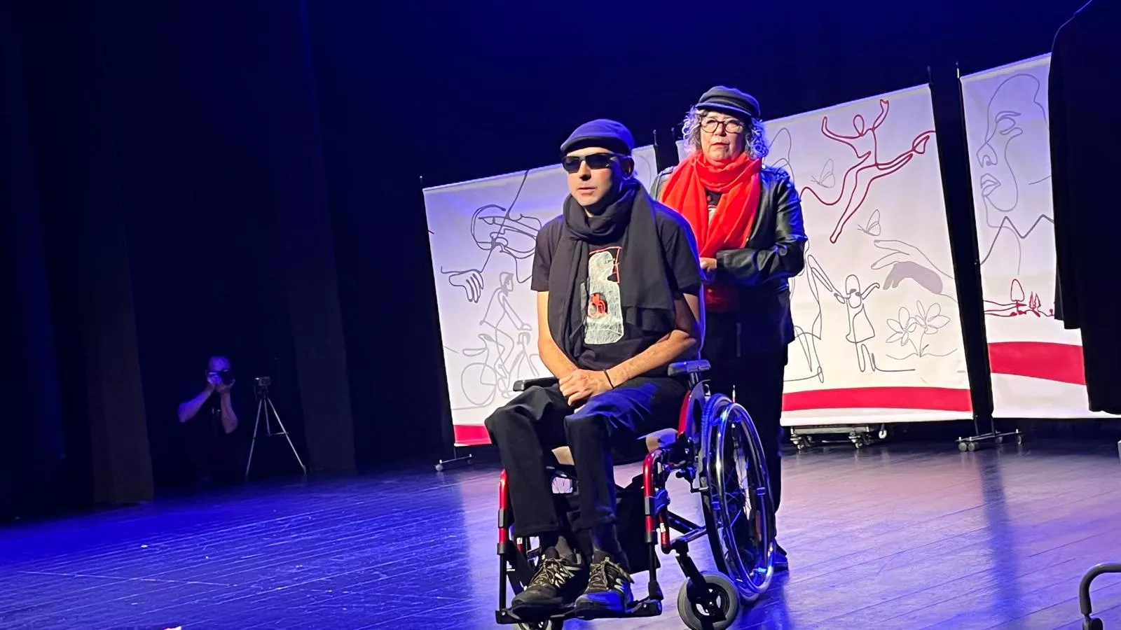 Representación de 'Prismas' de Habana Teatro y Josan Rodríguez. Foto Mercedes Manterola