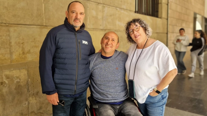 Misael Hernández, Josan Rodríguez y Yeimi Cruz. Foto Myriam Martínez