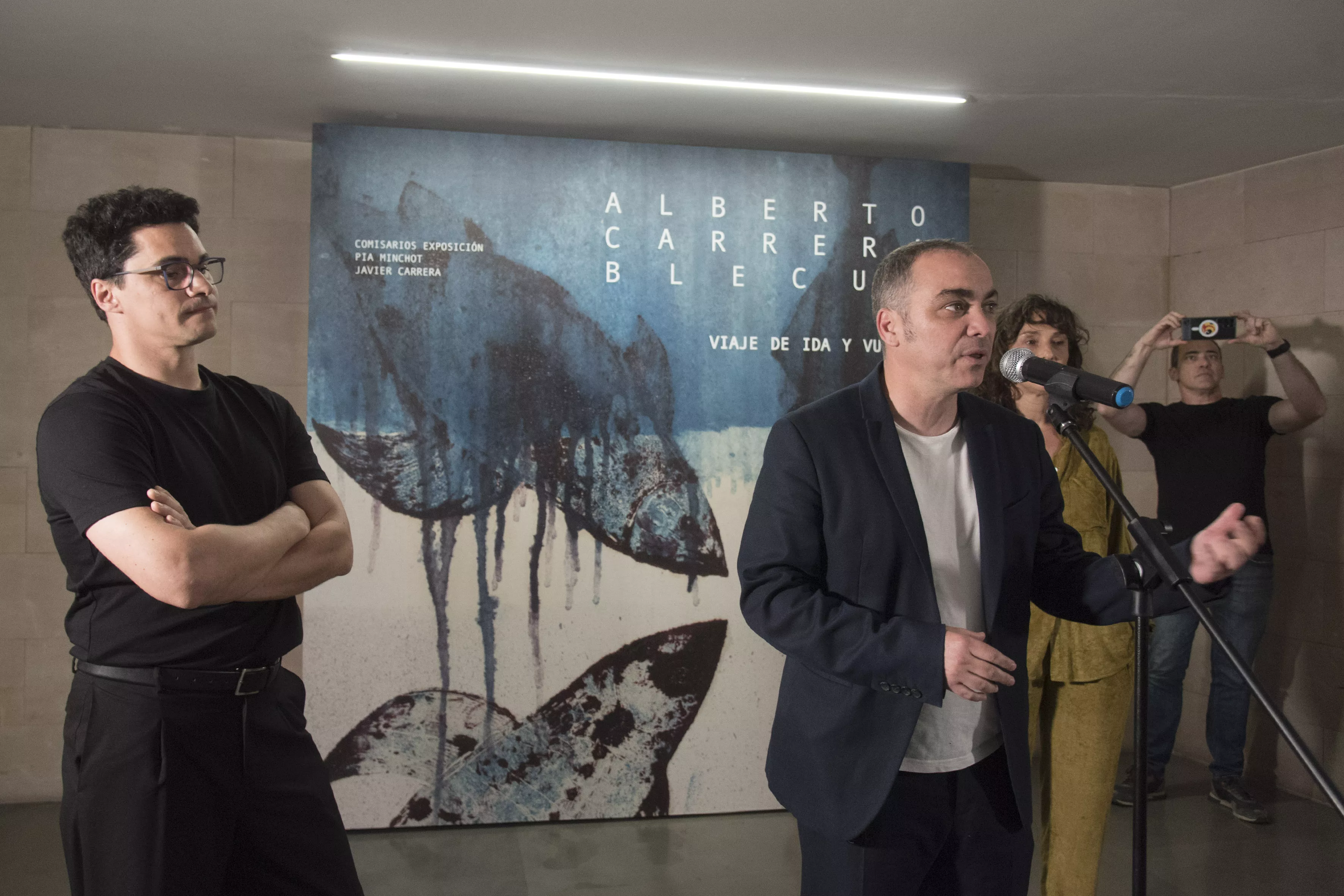 Inauguración de la exposición "Viaje de ida y vuelta" de Carrera Blecua. Foto DPH