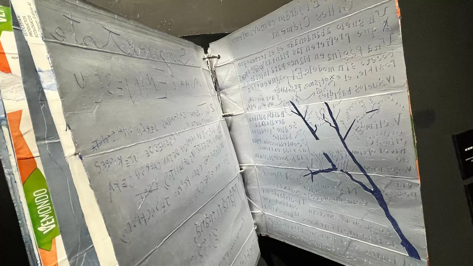  Inauguración de la exposición de Lucía Naval 'Texto encarnado, cuerpo dibujado'. Foto Mercedes Manterola