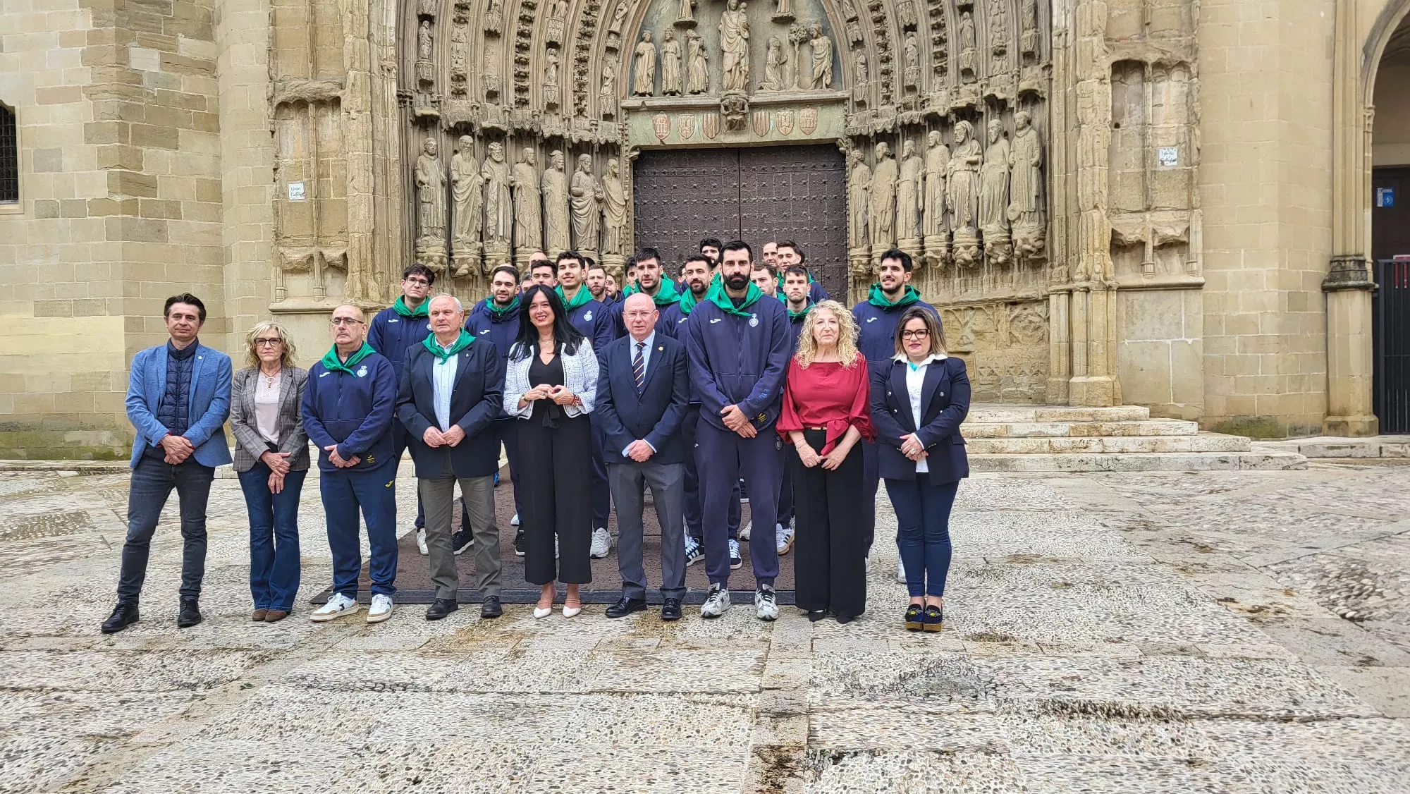 Recepción del Ayuntamiento de Huesca a los Hispanos