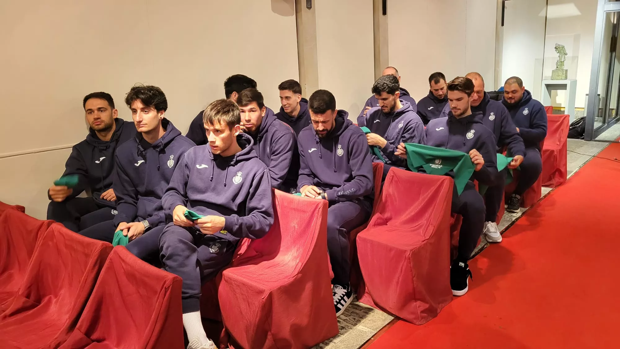 Recepción del Ayuntamiento de Huesca a los Hispanos