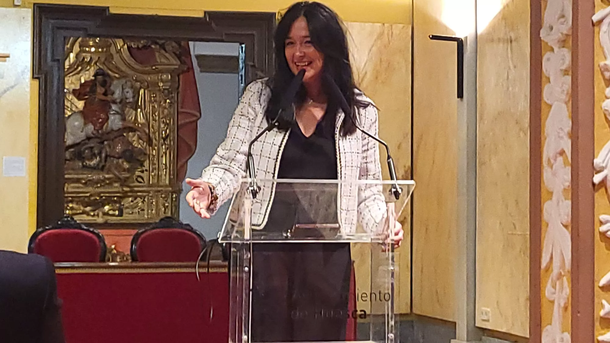 Recepción del Ayuntamiento de Huesca a los Hispanos