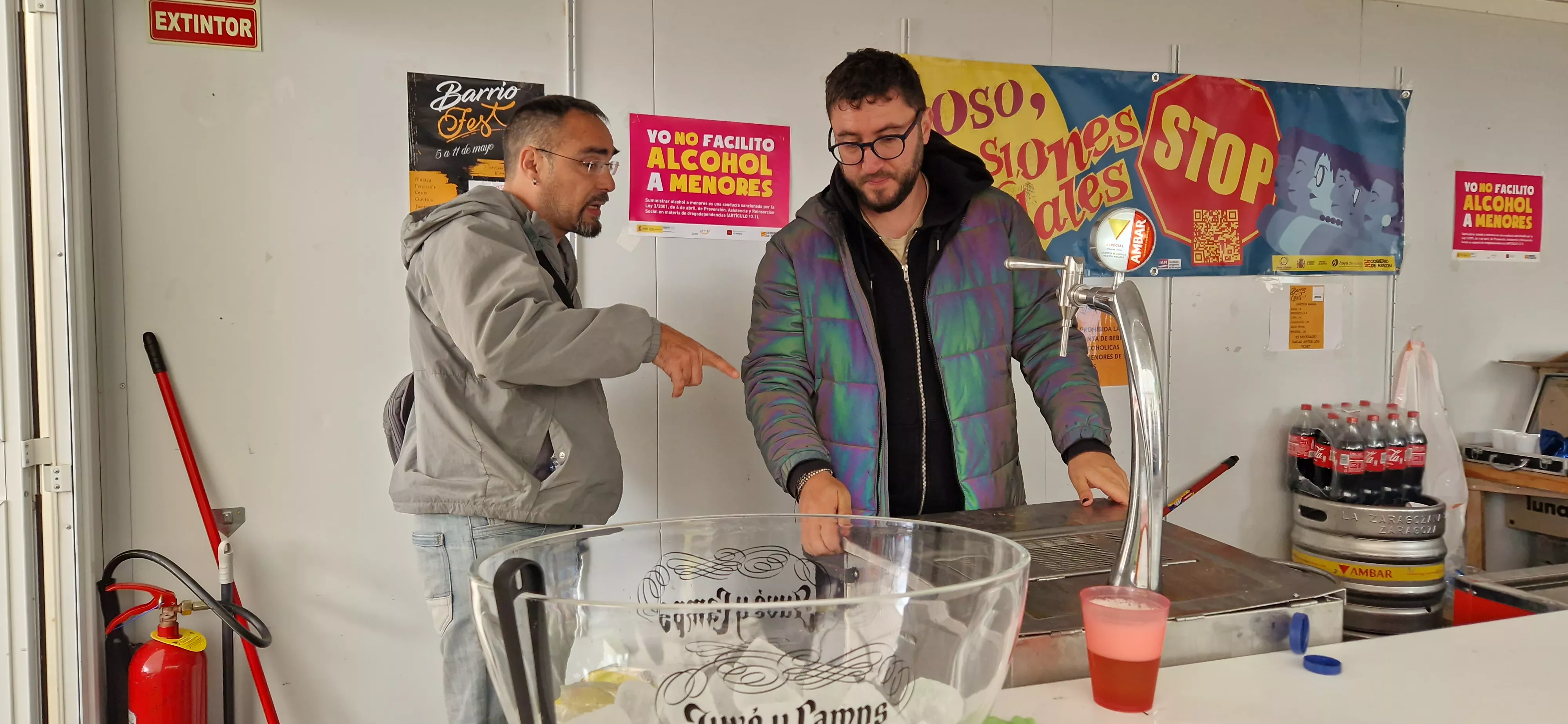 Comida popular en Barriofest. Foto Myriam Martínez250510 135358