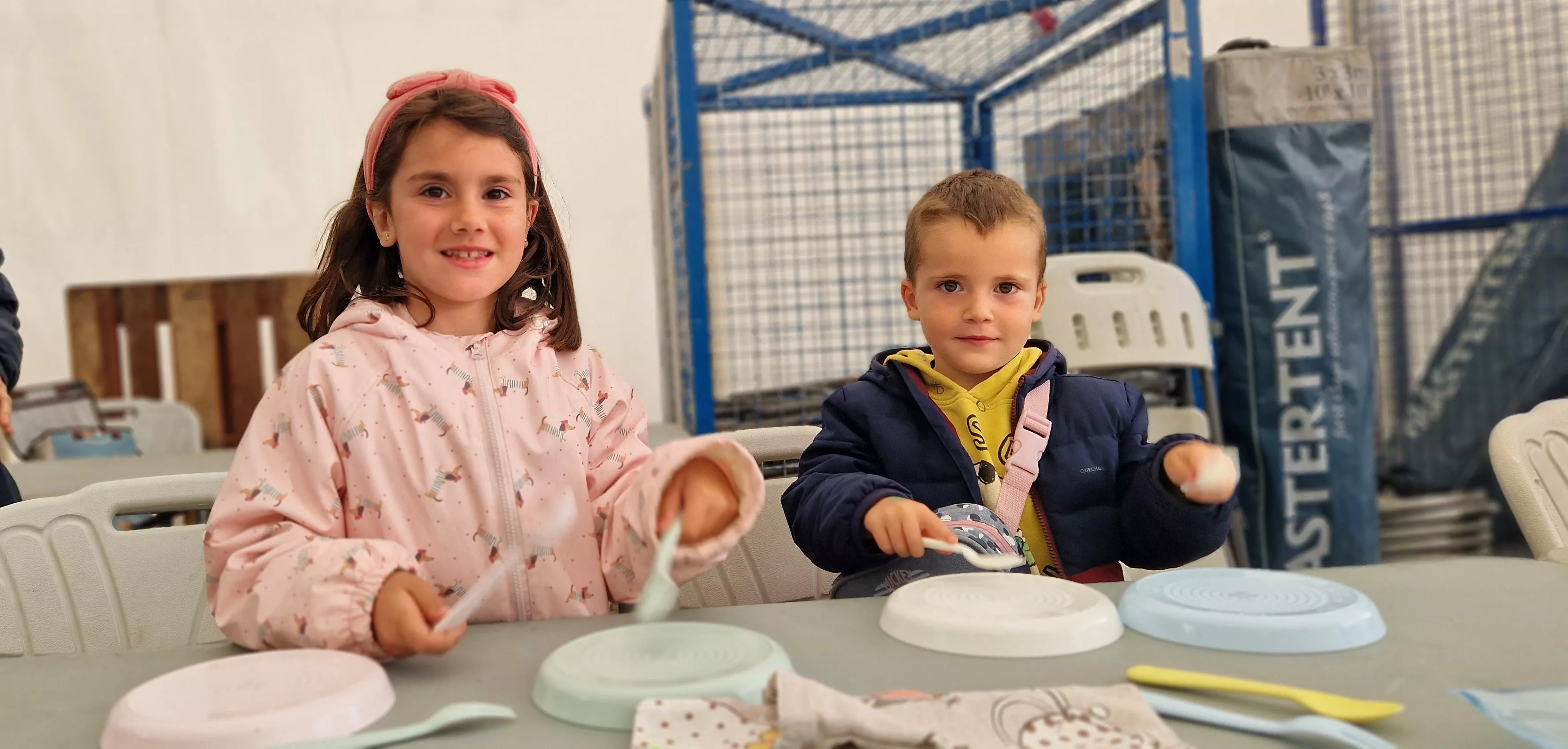 Comida popular en Barriofest. Foto Myriam Martínez250510 135358