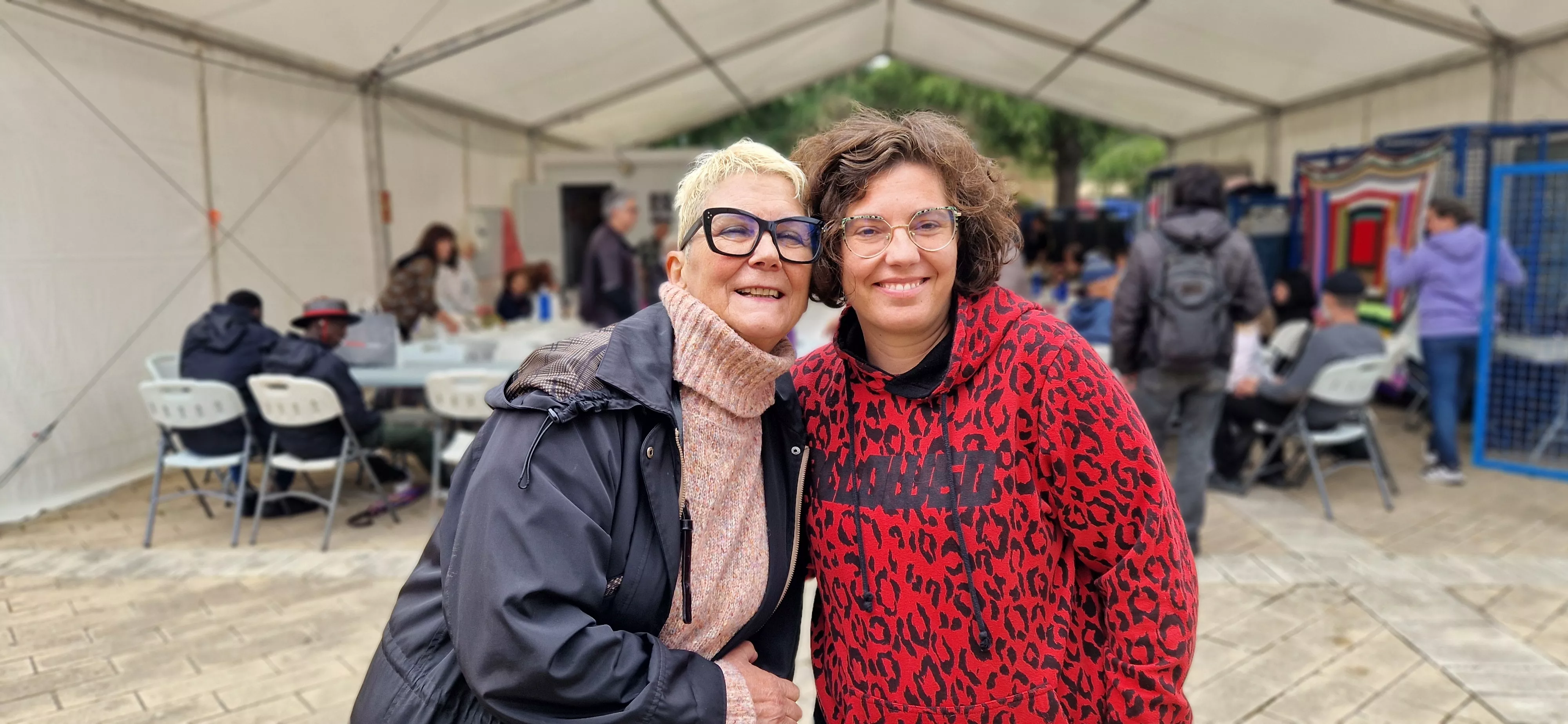 Comida popular en Barriofest. Foto Myriam Martínez250510 135358