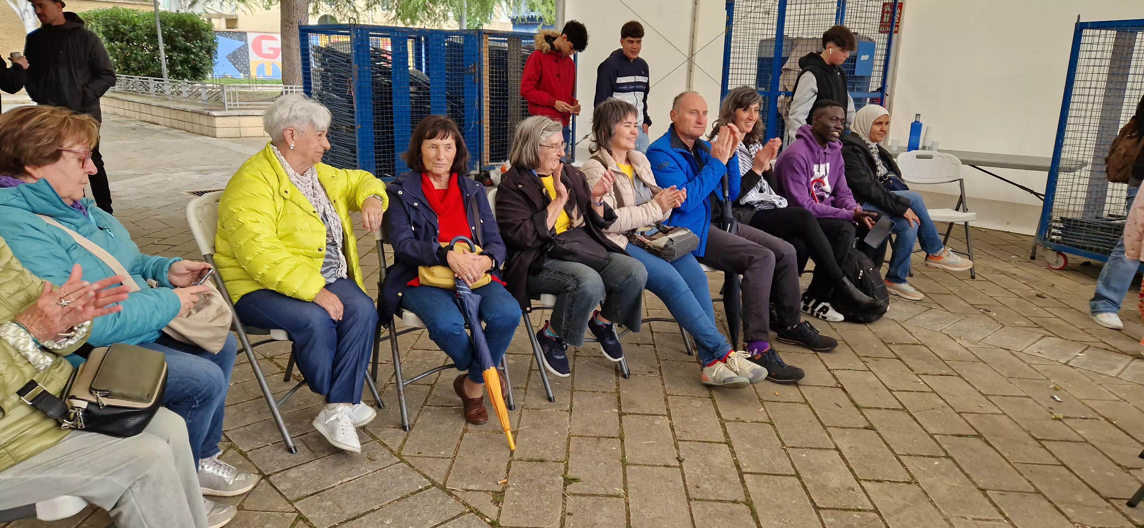 Taller de percusión con Coke en Barriofest. Foto Myriam Martínez