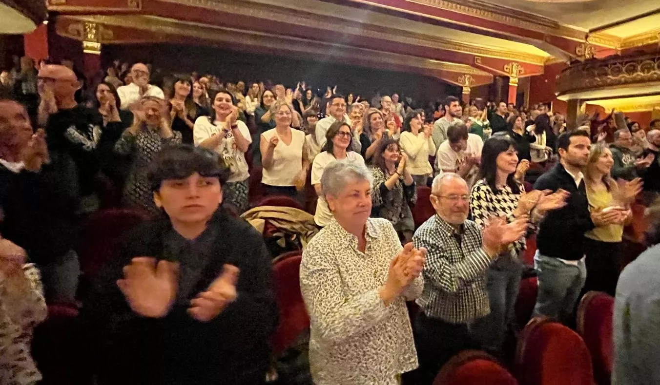 Representación de 'El Viaje' por el Taller de Artes Escénicas Diversario. Foto Mercedes Manterola