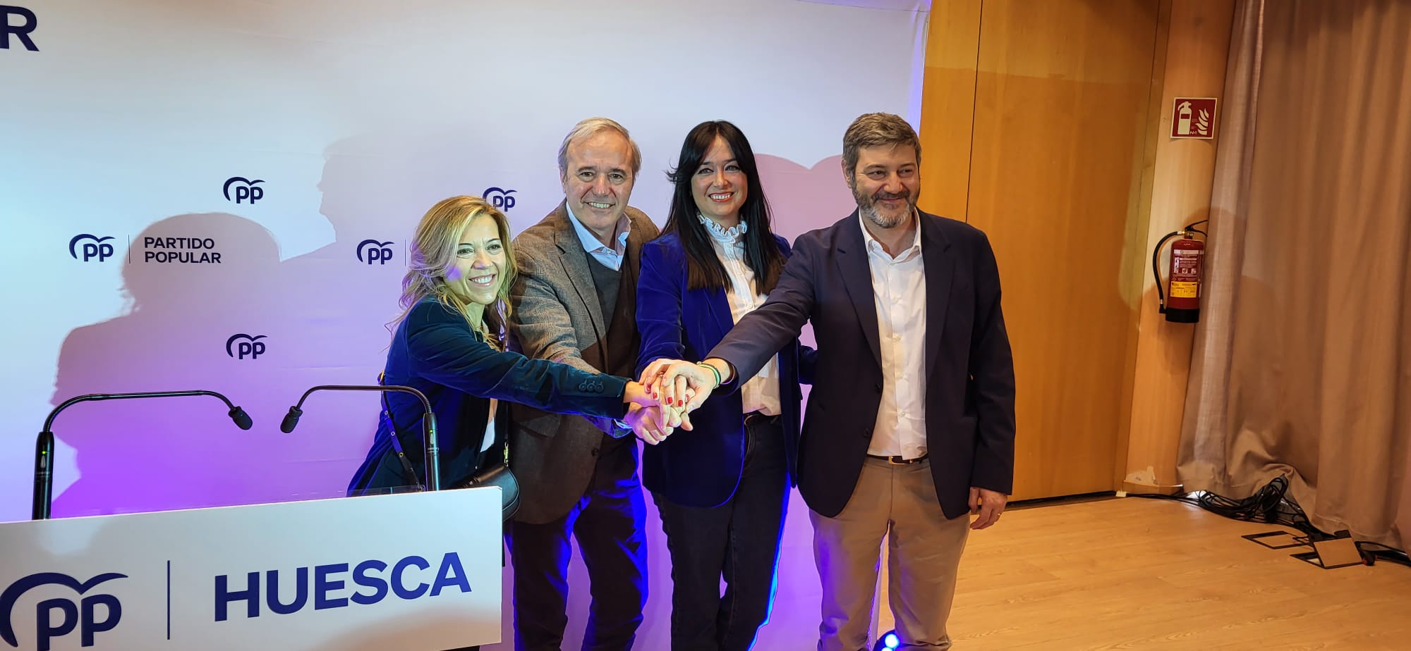 Ana Alós, Jorge Azcón, Lorena Orduna y Gerardo Oliván