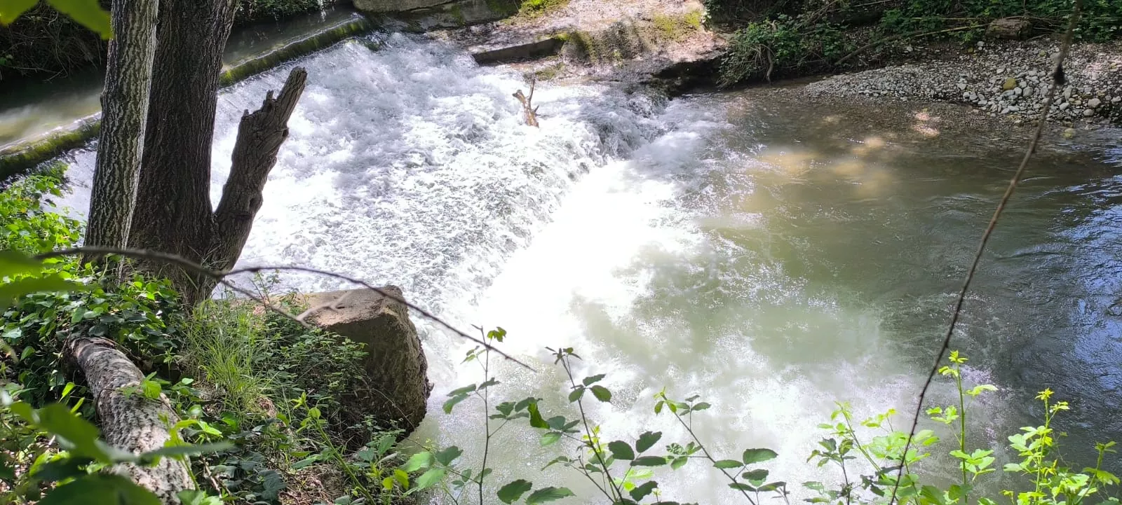 Río Isuela tras el episodio de intensas lluvias en Huesca. Foto Joaquín Santafé