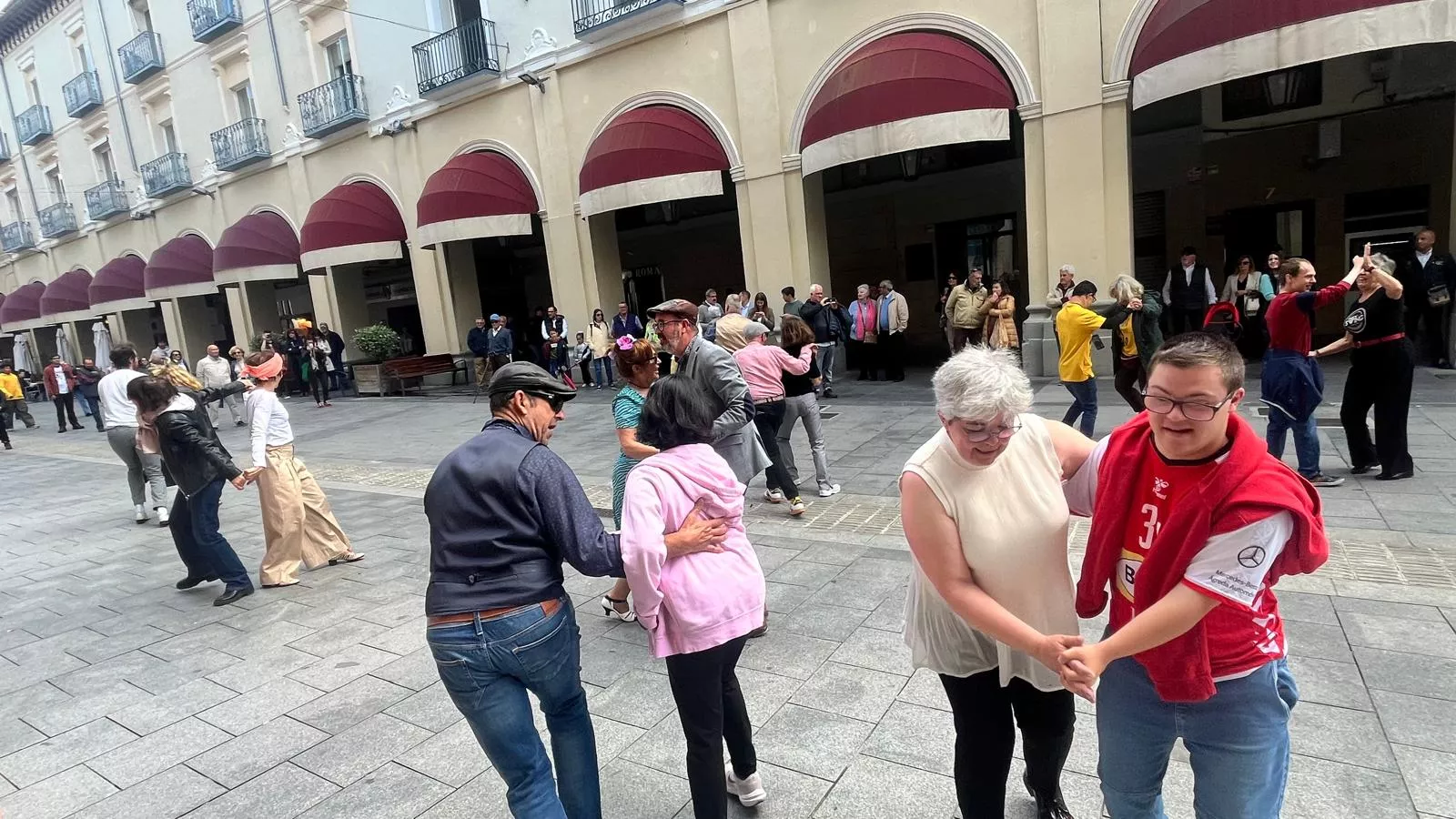 Clausura de Diversario en Huesca. Foto Mercedes Manterola