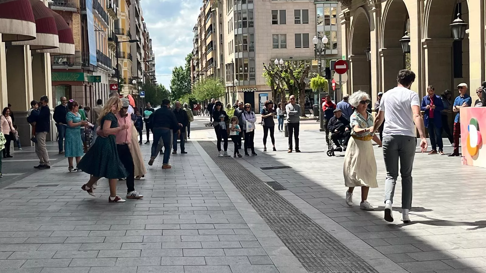 Clausura de Diversario en Huesca. Foto Mercedes Manterola