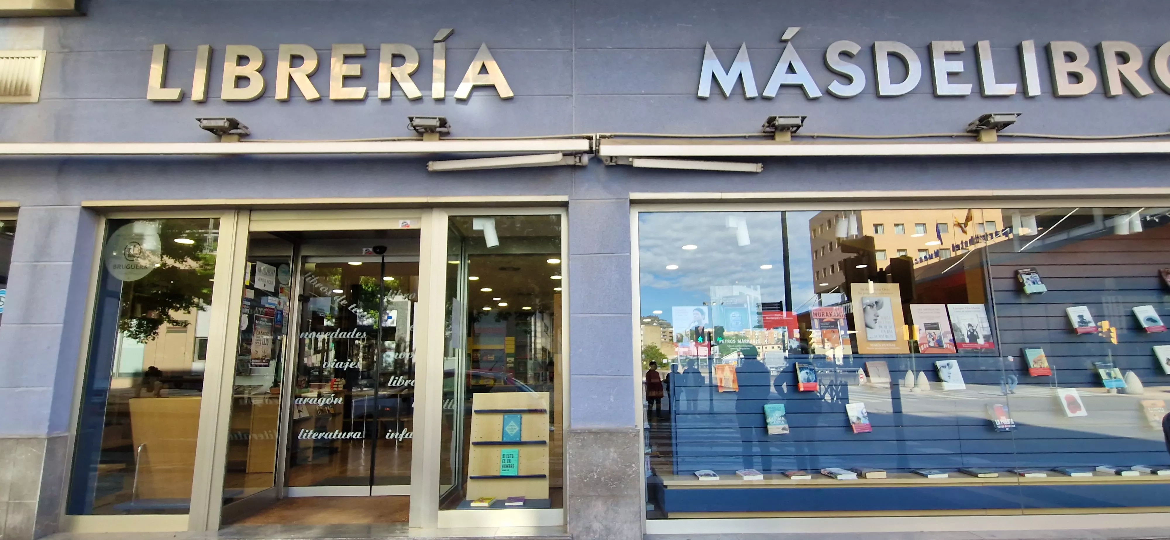 Másdelibros sigue su actividad, ahora con Ana Martínez. Foto Myriam Martínez