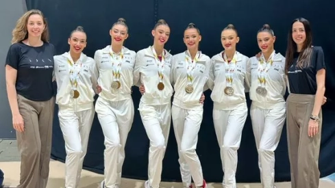 GqsE671W8AADp3v GqsE671W8AADp3v