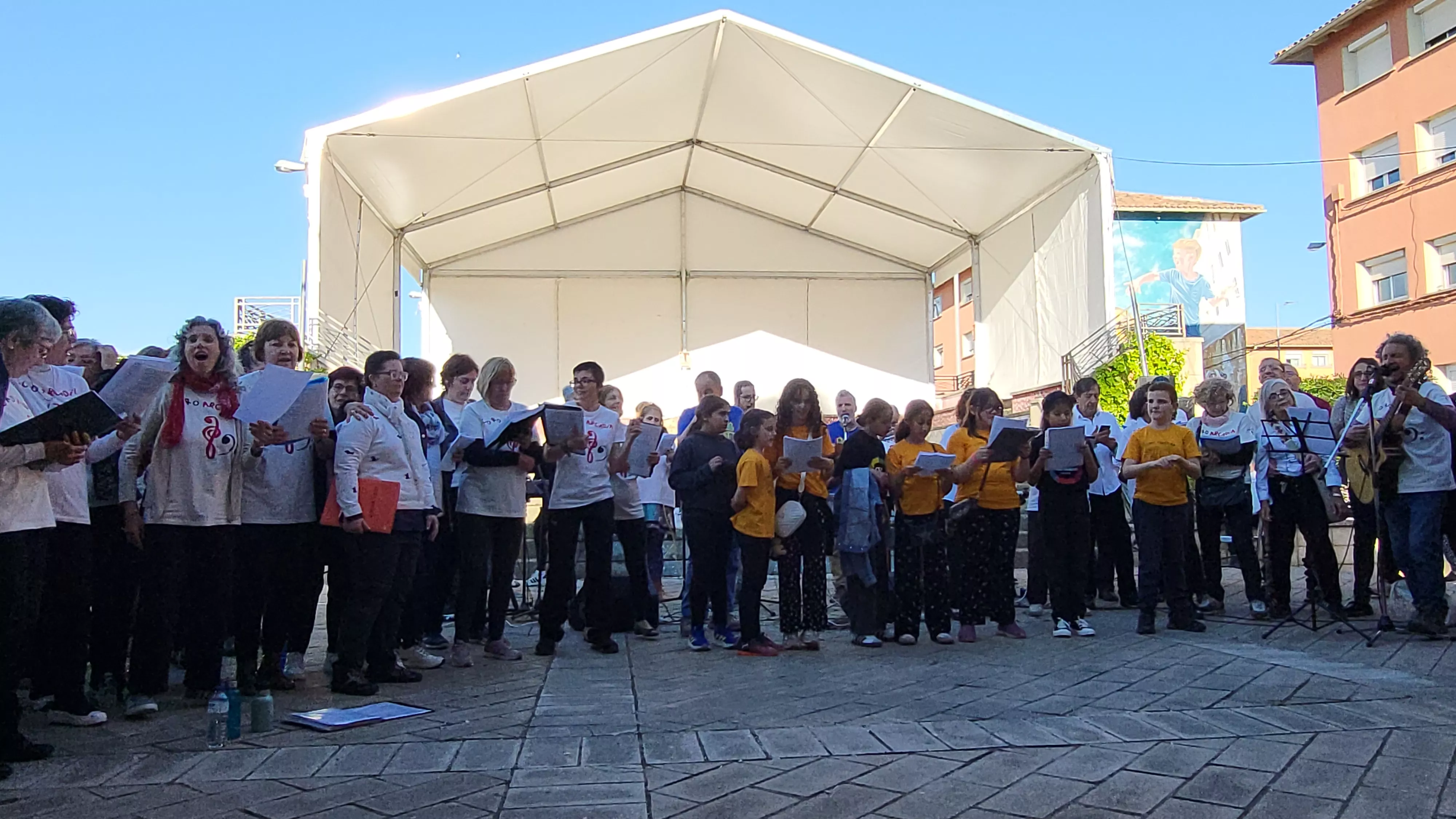 Clausura de Barriofest 2025. Foto Mercedes Manterola