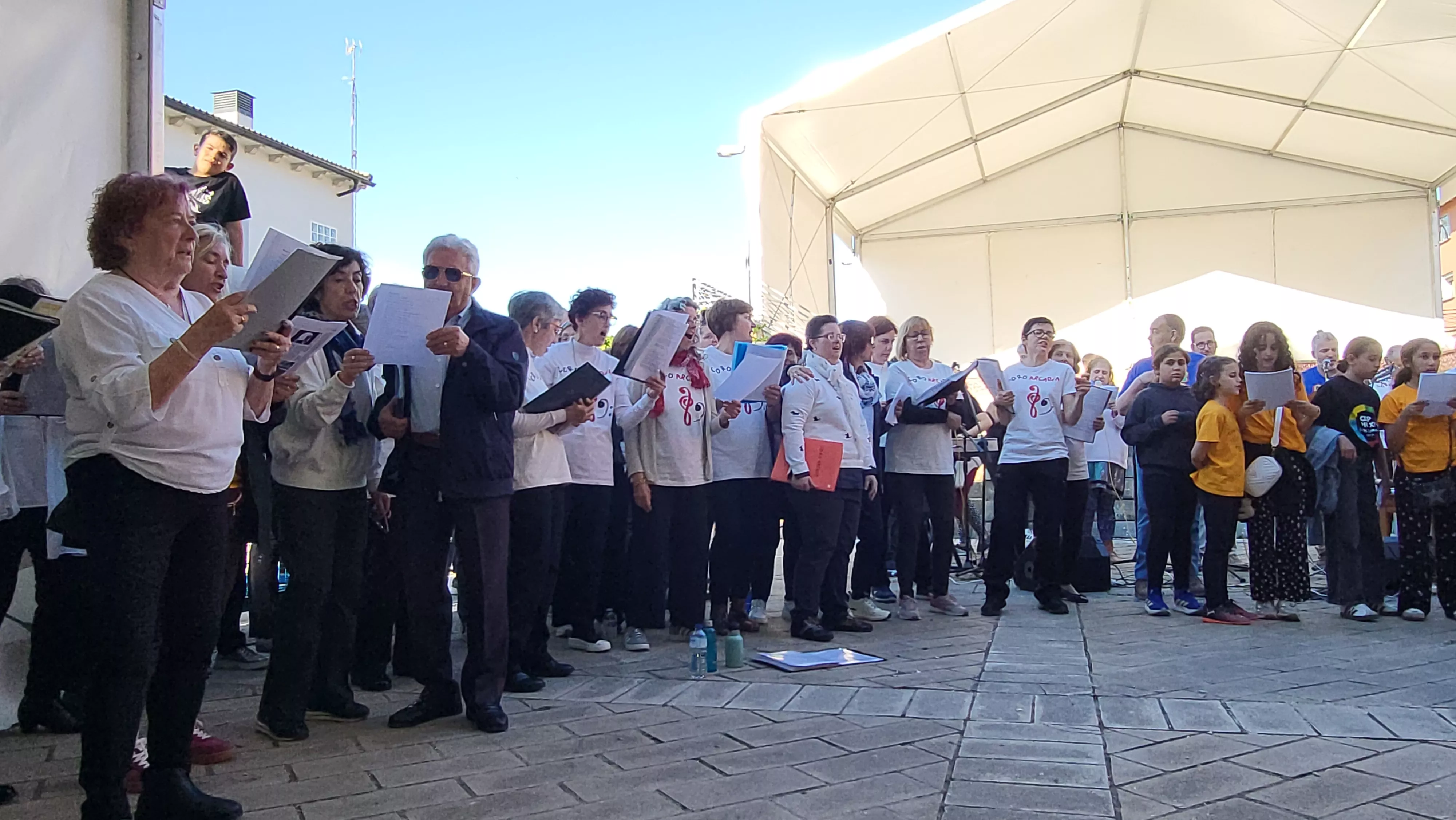 Clausura de Barriofest 2025. Foto Mercedes Manterola