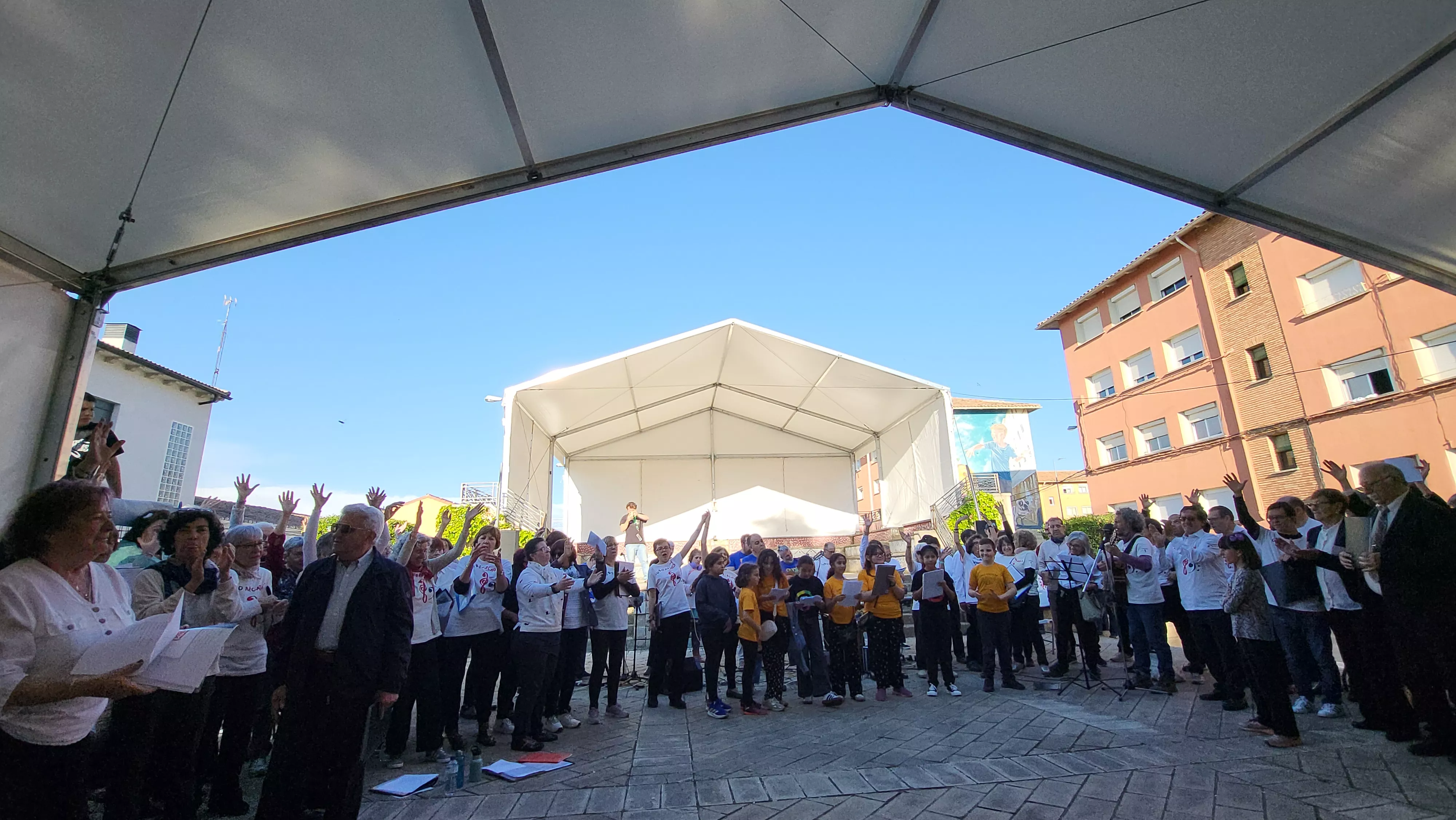 Clausura de Barriofest 2025. Foto Mercedes Manterola