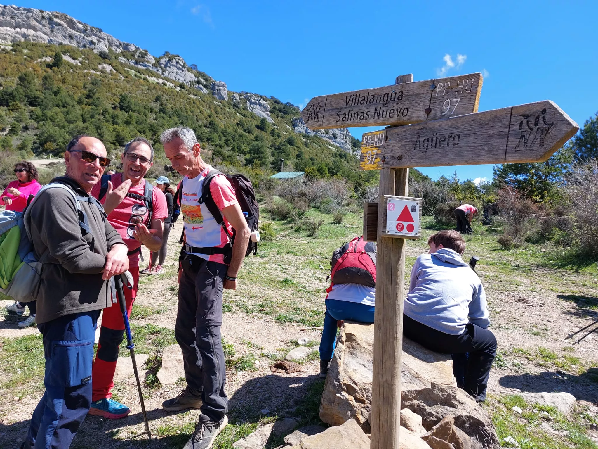  Javieres en Agüero y el Pico Puimaría