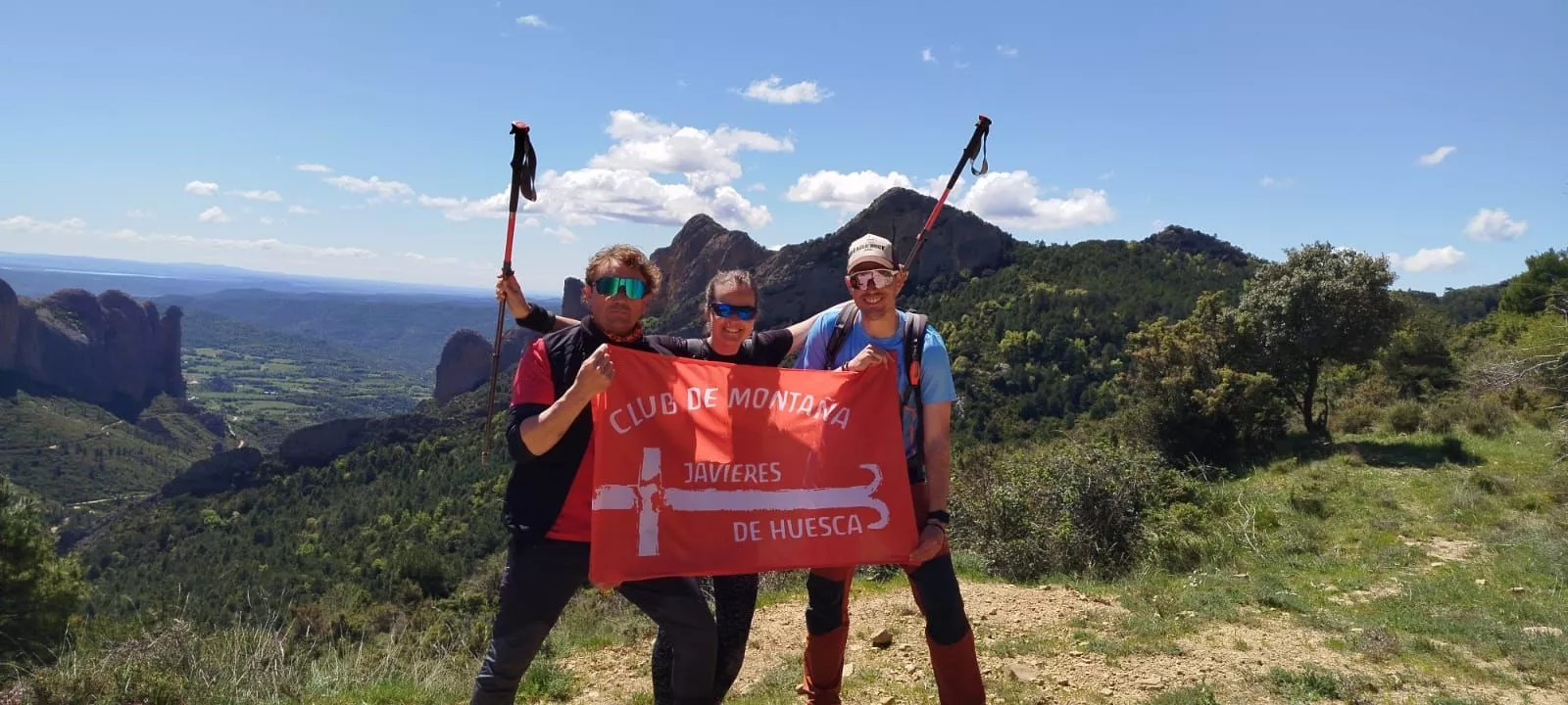  Javieres en Agüero y el Pico Puimaría