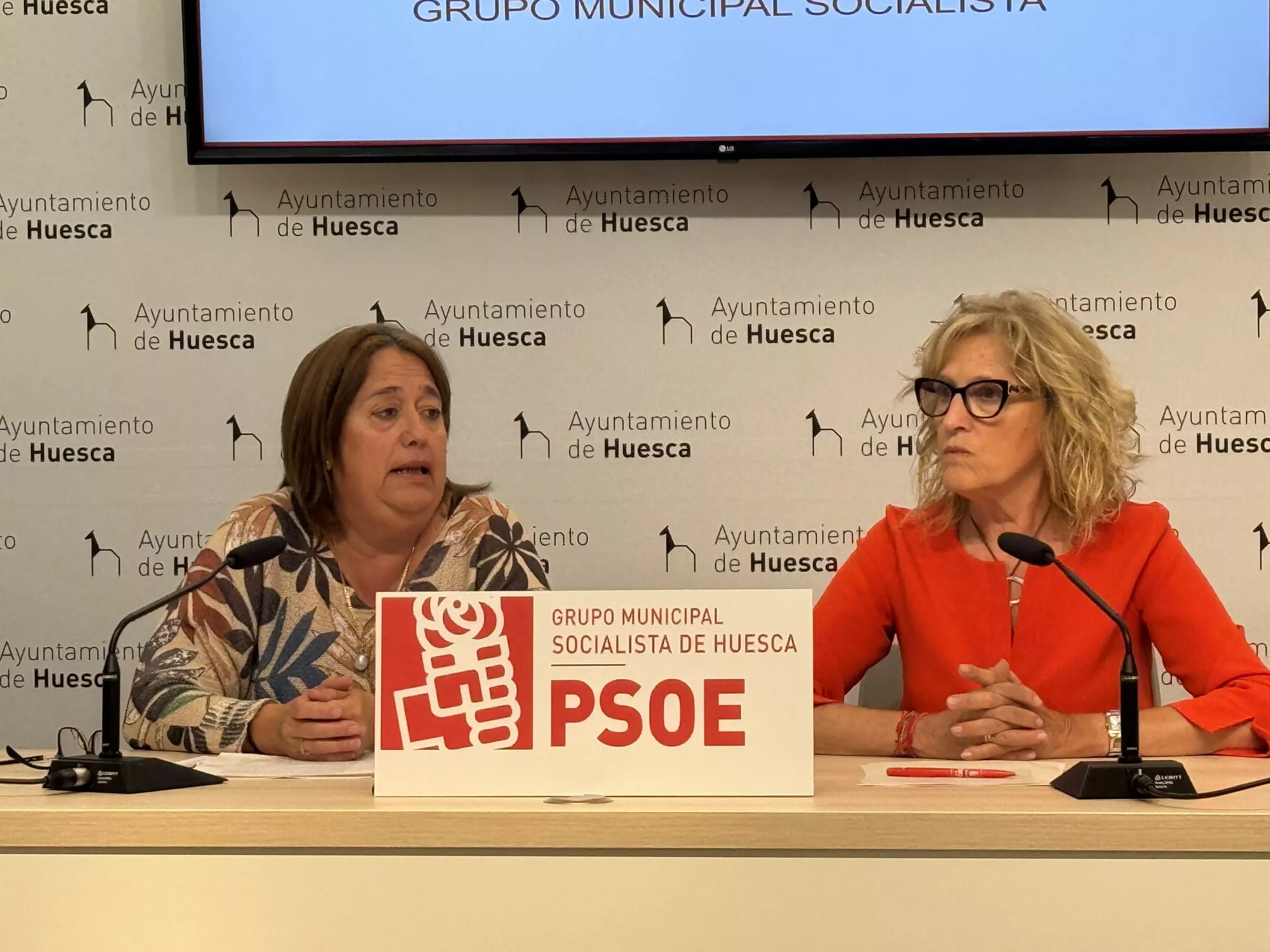 Rosa Gerbás y Silvia Salazar, en la rueda de prensa del PSOE en el Ayuntamiento