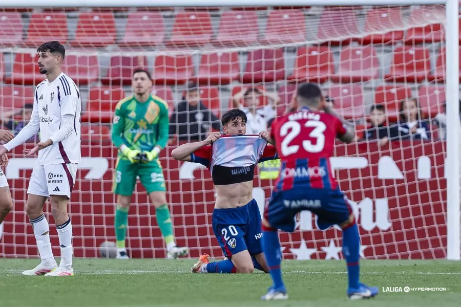 Vilarrasa y Sielva se lamentan ante una ocasión fallada frente al Albacete. Foto: LaLiga