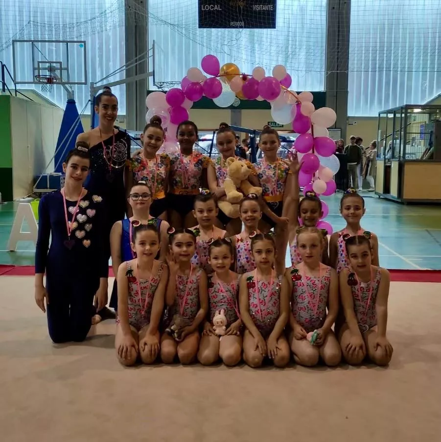 Gimnastas del Club 90