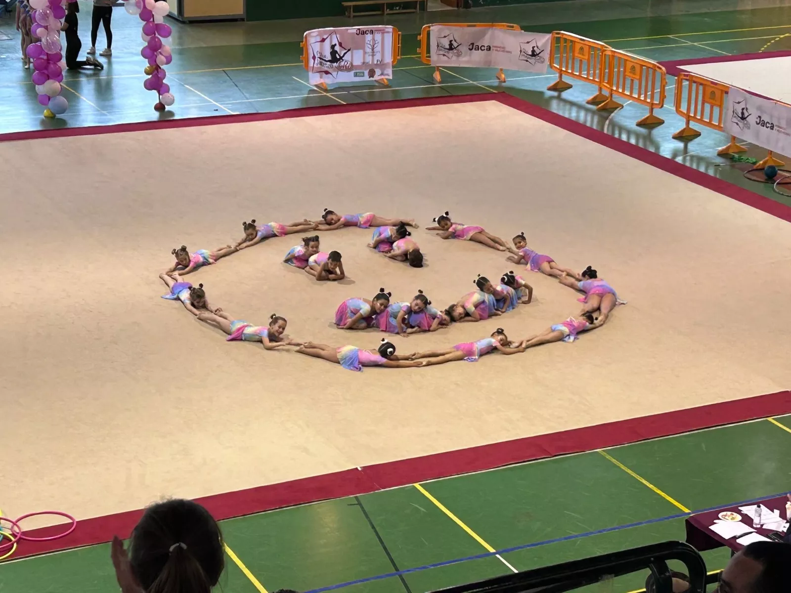 Jacetano, Minis Escuelita